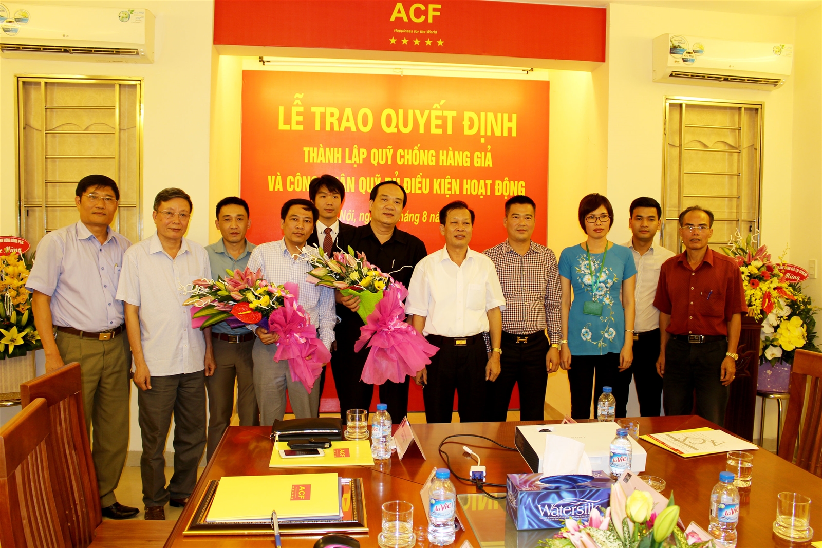 Lễ trao Quyết định thành lập Quỹ Chống hàng giả và công nhận Quỹ đủ điều kiện hoạt động