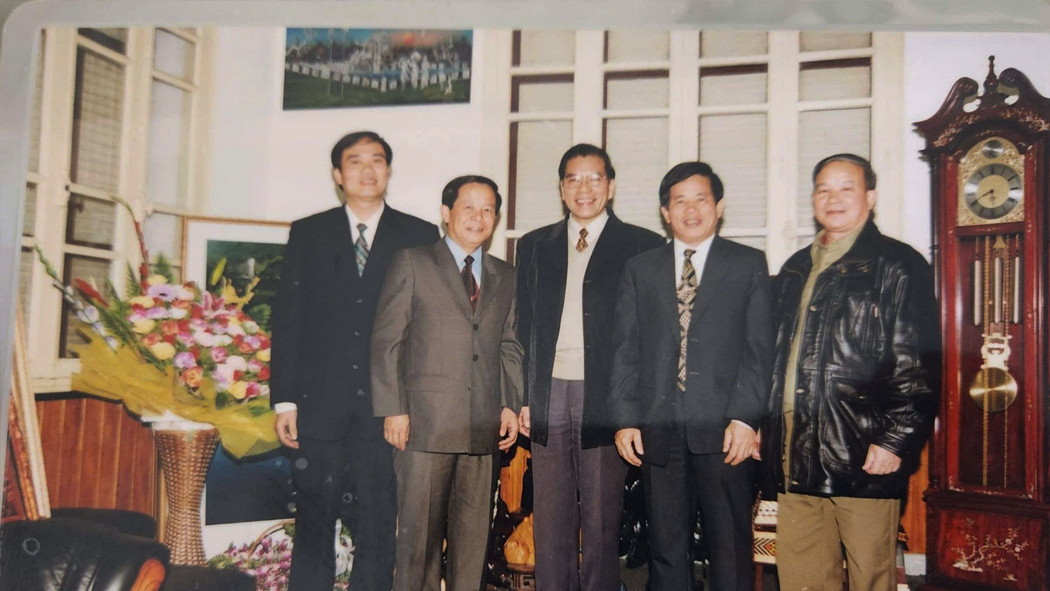 Ảnh trình chiếu 2
